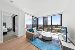 Yves Mermaid Beach Apartments by CLLIX