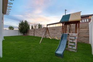Spacious Family Retreat Near Ski Resorts