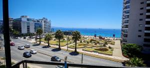 Viña dp Maravillosa VISTA, plena Av San Martín frente Playa Acapulco