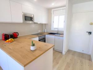 Bonito apartamento renovado con piscina, terraza y estacionamiento a 450m de la playa - 3 pax - HISP-312-4