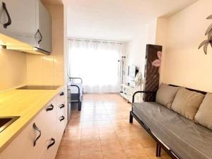 Estudio en Santa Margarita con Piscina, Cerca del Centro de Roses y Playa - HISP-312-27