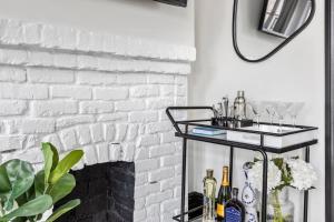 The West Village Penthouse Huge Windows Desk Skylights Cobblestone Street