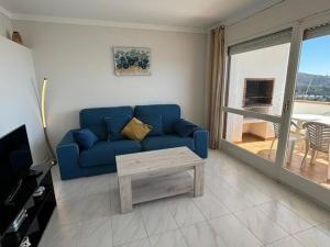 Encantador apartamento de 2 hab. con terraza y parking en Roses - HISP-312-106