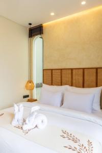 2BR Private Villa with Pool, Central Batu Bolong