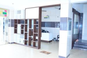 ARS INN AND MINI HALL Vellore