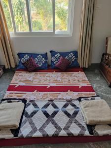 siva rama resort very big family room forpartys 2 attached bathroom ,geezars 20 pix night stay,50 members setting, 2swimming pools,Box cricket ,settil, vally ball, foot ball, basket ball day & night play dora thota,to bheemili, vizag