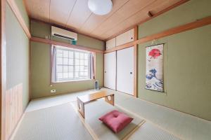 Sakura House