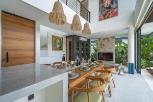 Kusa Villas - 3BR with Rooftop, BBQ & Sunset Views