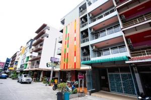 OYO 292 The Oddy Hip Hotel