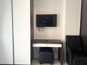 Cozy Pool-View Studio with Balcony - New Nordic VIP 3, Pratumnak