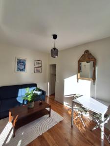 Eiffel Tower family apartment