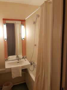 Hotels Hotel Inn Design Moutiers : photos des chambres