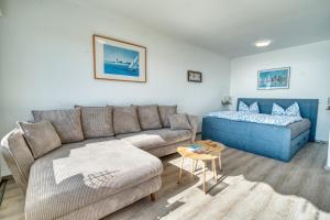 7VZ442 Vier Jahreszeiten, 23775 Großenbrode