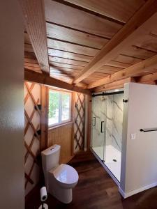 Scenic Woodland Yurt with Stargazing Dome & Firepit near Carson, Washington