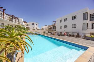 Big Bay Luxury, 2-bed with swimming pool