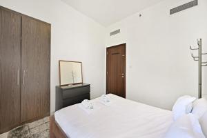 Bloomfields Tranquil 2BR in Dania 4