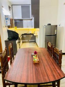 Cozy, Luxurious 1BHK in Sowkya Stays, Kakinada