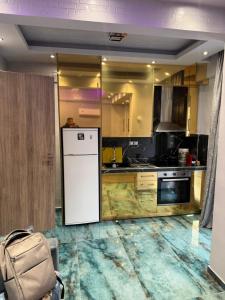 ΠΕΥΚΟΧΩΡΙ STUDIOS LUXURY 04 by antonis