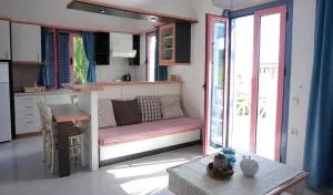 Cybele Apartments - Koutsourás