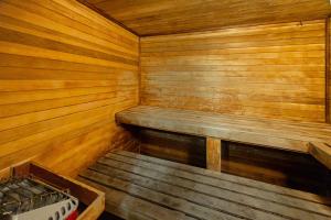 Phoenix X 1503 condo