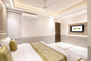 Hotel Star By Star Group- Near Delhi Airport