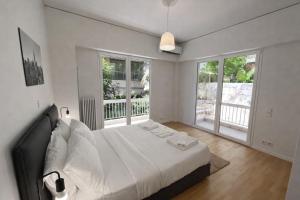 Modern flat close to the beach-ground floor