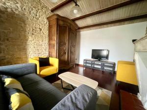 Charmante Maison en Pierre - Confort Tout équipée - Parking Privé - Wifi GRATUIT - 15min de La Rochelle