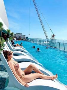 The Sóng Vung Tau Apartment - Pool Near Sea