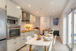 3 Bed in Beer oc-s26744