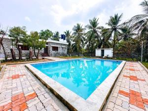 rxza villa ecr