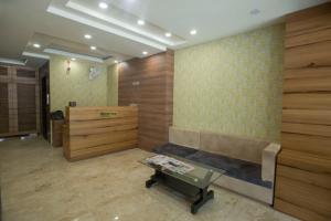 Hotel Raj Residency Near DB Mall