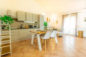 Luna - Exclusive Panoramic View img2