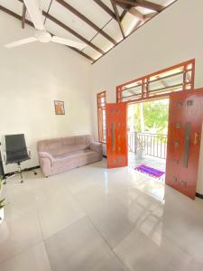 Minsara Villa