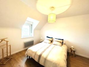 Maison en pierre cocooning 3 personnes à 5mn des plages, Wifi , LOË