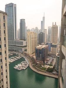 Luxury two bedrooms with Jbr and Marina view apartment
