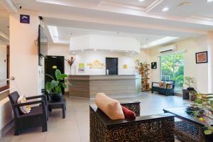 Microtel by Wyndham South Forbes near Nuvali