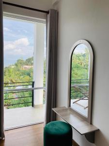 Emerald Mountain Resort