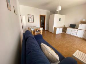 M270 - Marcelli, trilocale con portico a 100mt dal mare