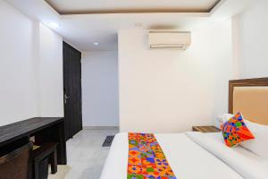 Via Anand Mukesh Residency - Greater Kailash
