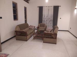 Green Breeze Villa