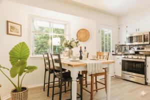 Wabi Sabi Zen Home by SoCO, Dtwn Eatery and Shopping