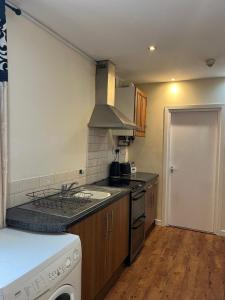 36 flat 1 - Room 2