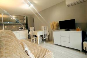 Peaceful apartment with pool in Saint-Cyprien