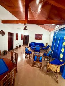 Dara Place
