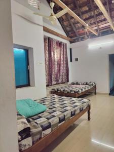 Lewis Homestay