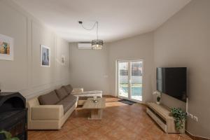 Oasis Jadreski Pool Residence