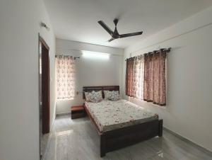 Ms Cozy Unwind - Camellia