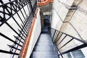 Charming Fulham 3BR 3BA Steps from Tube