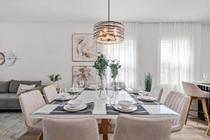 Disney Luxury Townhouse with Private Pool Themed Bedrooms. Book Now DP58