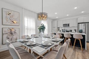 Disney Luxury Townhouse with Private Pool Themed Bedrooms. Book Now DP58